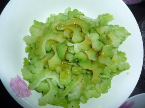 凉瓜怎么吃刮油脂,轻松刮油脂，健康享瘦生活