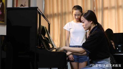 教唱歌最早的网红是,揭秘教唱歌网红的传奇历程