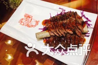 武汉洪山广场网红菜餐厅,网红菜餐厅汇聚，美食地图新地标