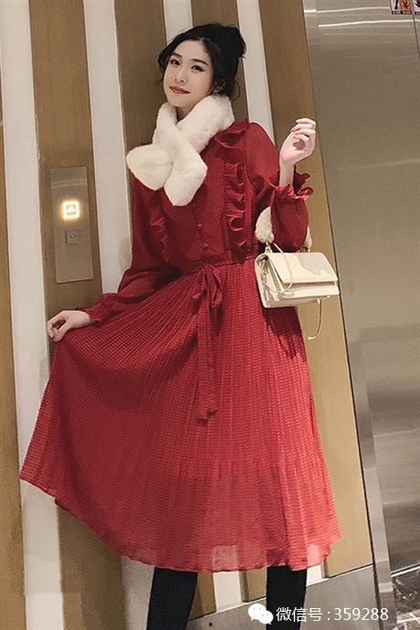 网红连衣裙评语简短,时尚潮流新宠