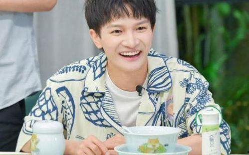 制片人直播吃瓜,揭秘娱乐圈幕后故事